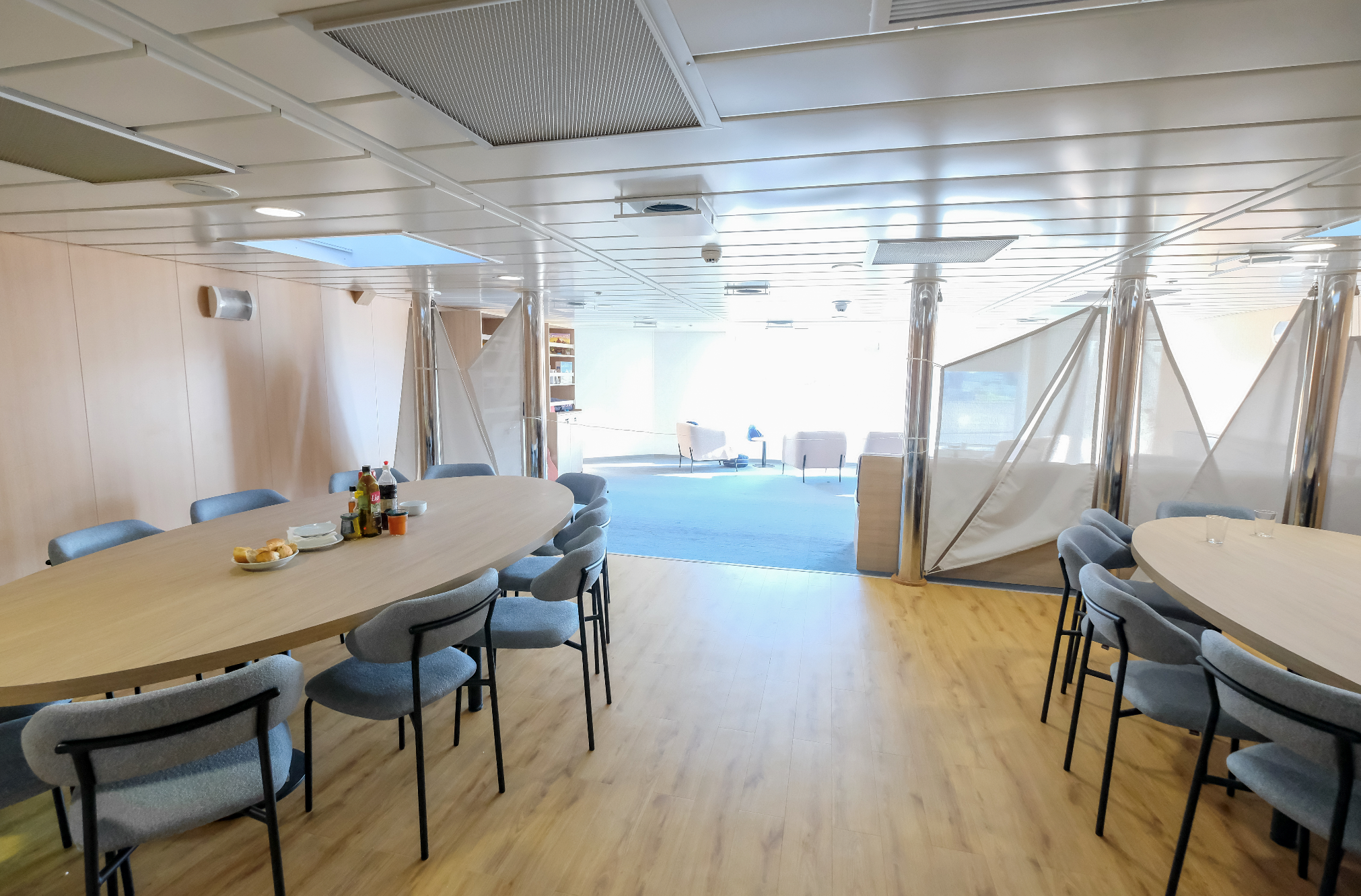 Internationale Frachtschiffreisen Pfeiffer - IFR 200