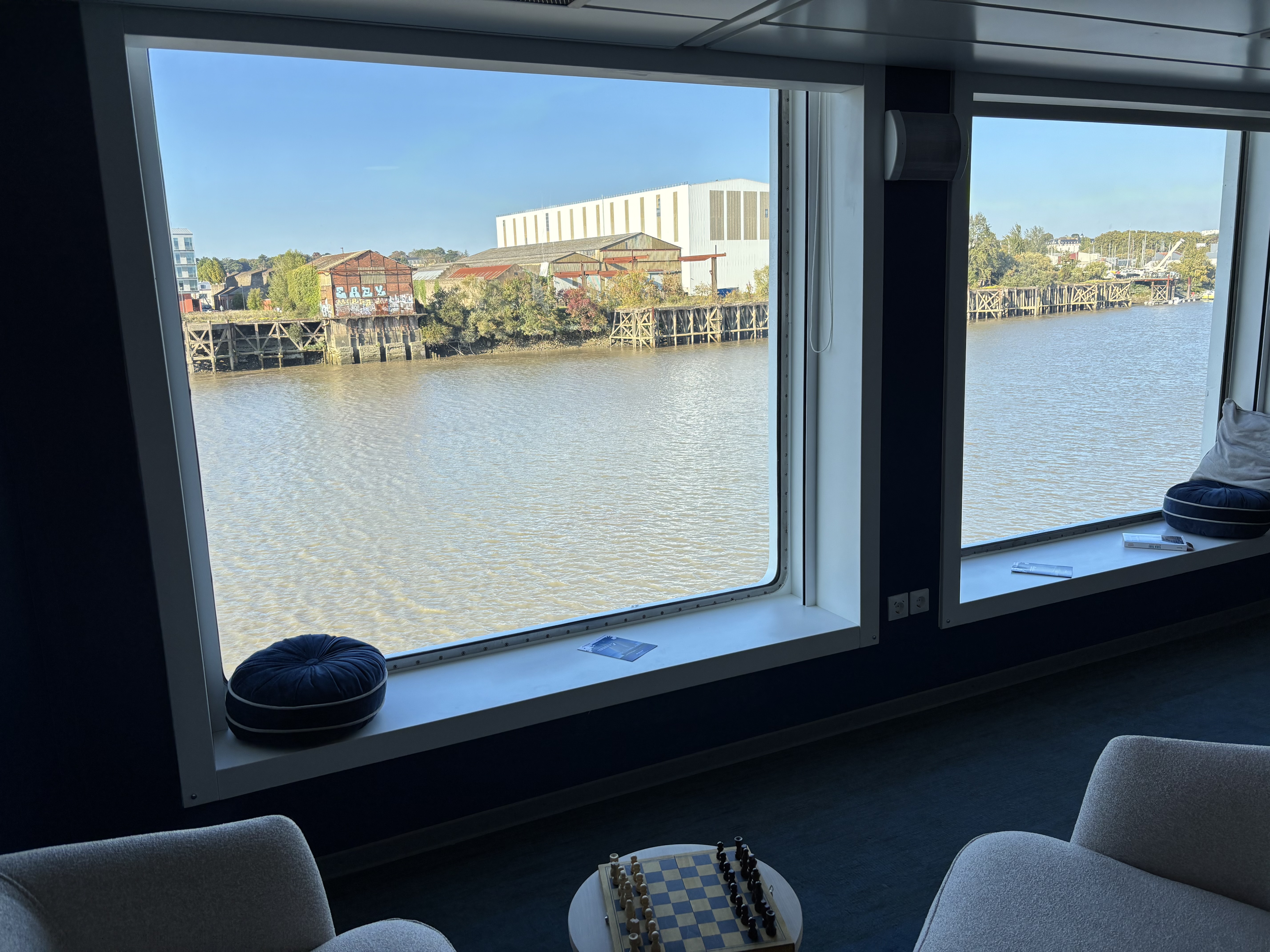 Internationale Frachtschiffreisen Pfeiffer - IFR 200