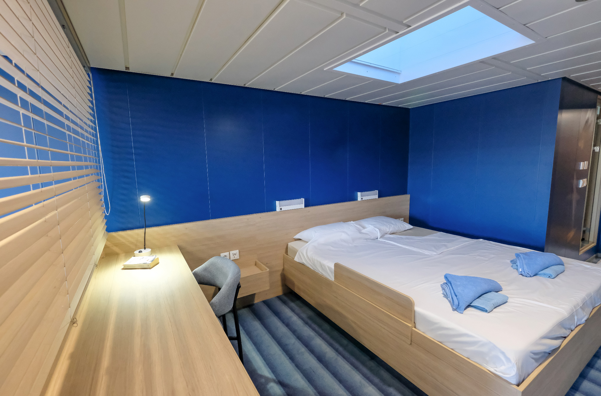 Internationale Frachtschiffreisen Pfeiffer - IFR 200