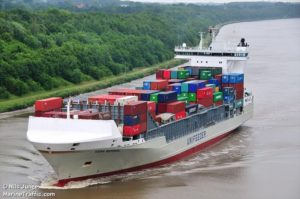 Internationale Frachtschiffreisen Pfeiffer - Von TEUs und Tonnen 2 - Container-Zubringerschiff (Feeder), 17.900 Tonnen Tragfähigkeit / 1.425 TEU