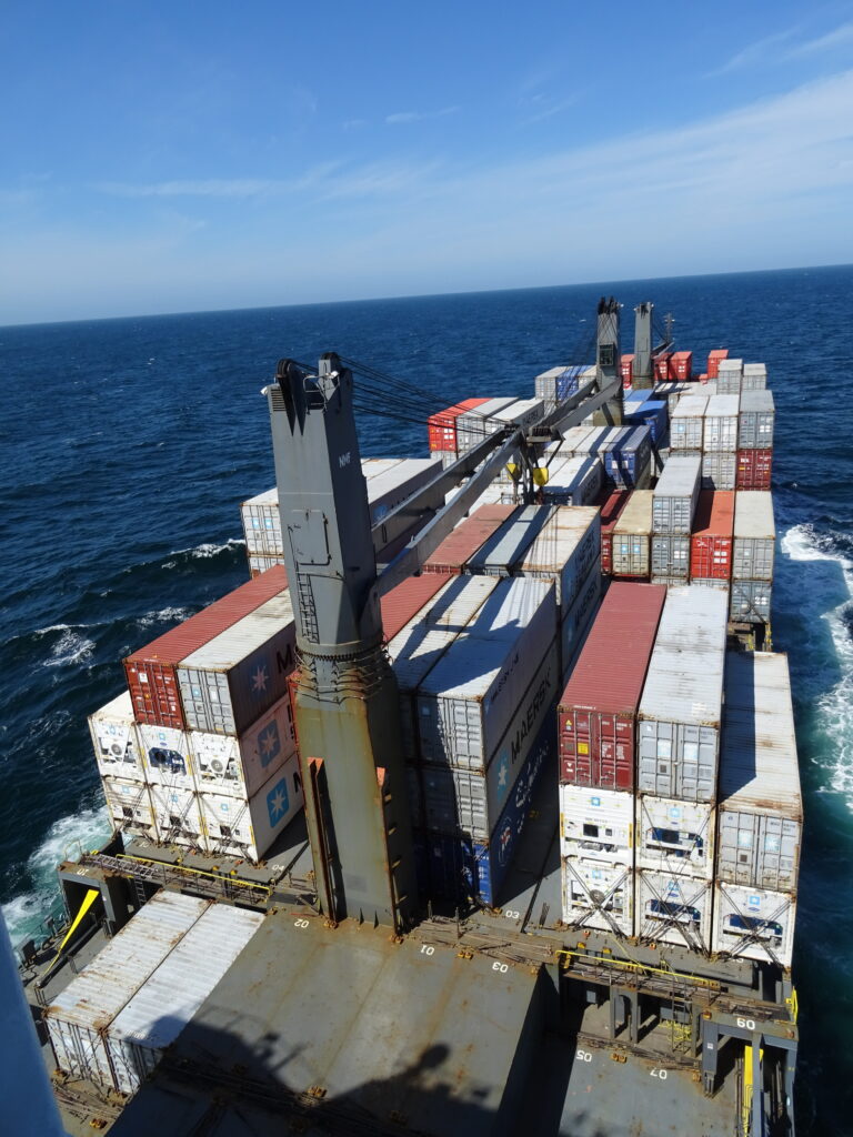 Internationale Frachtschiffreisen Pfeiffer - A-Z - Ladung 1